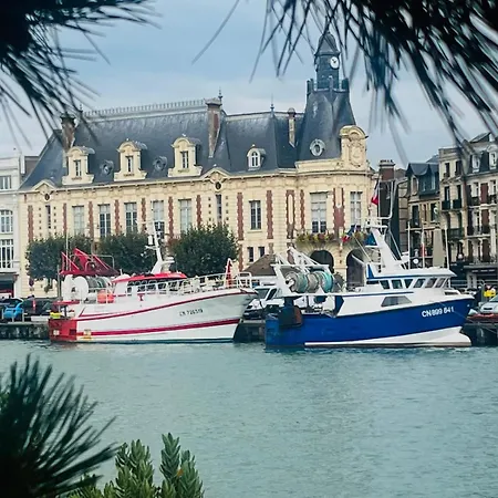Holiday home Maison Du Pecheur Normand Trouville-sur-Mer